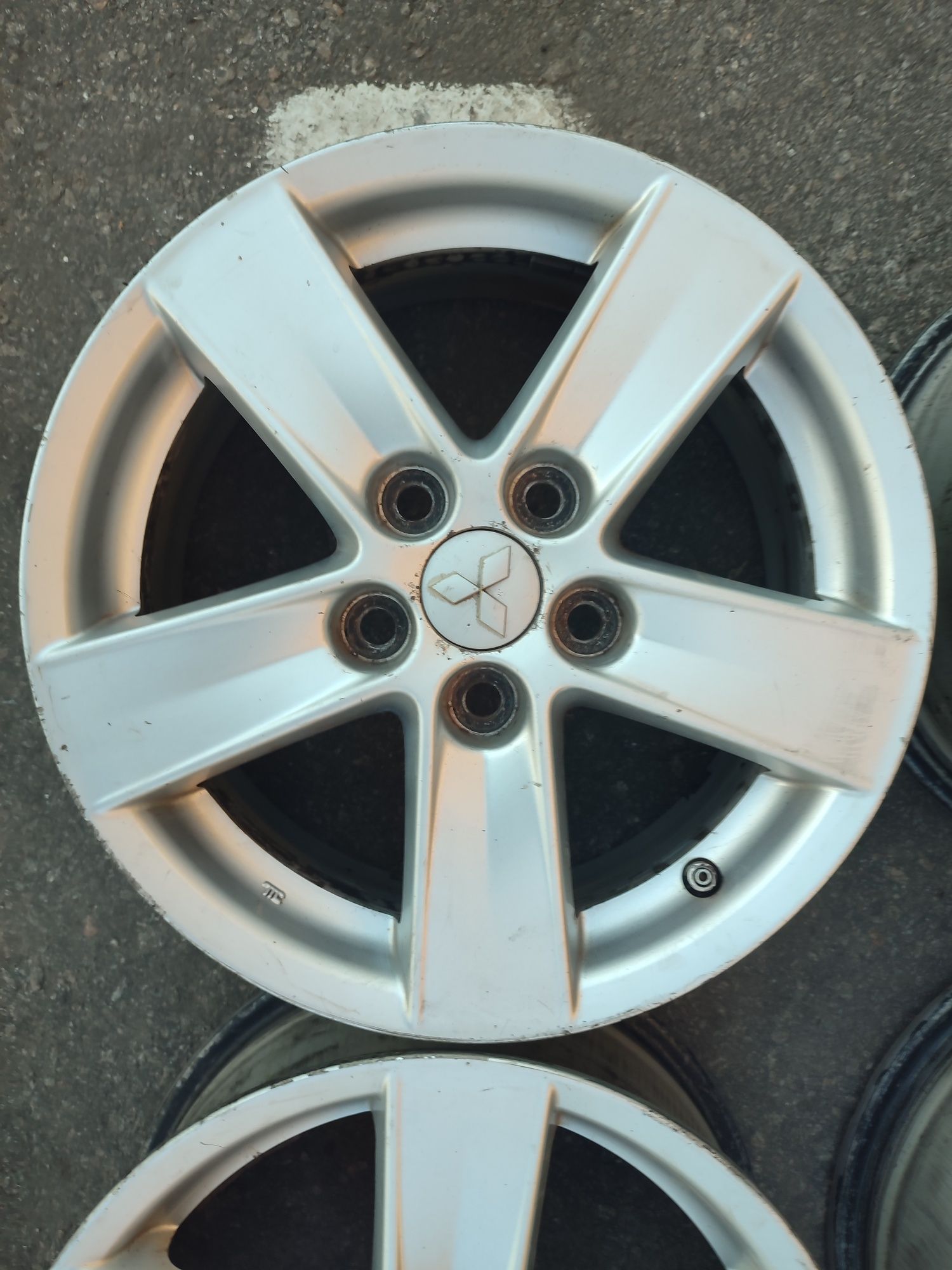 Диски R16 5x114,3  Mitsubishi Lancer 10 Кия Хундай Nissan Мазда 3