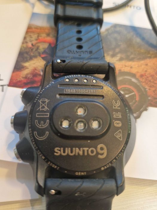 Używany zegarek SUUNTO