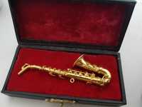 Saxofone miniatura
