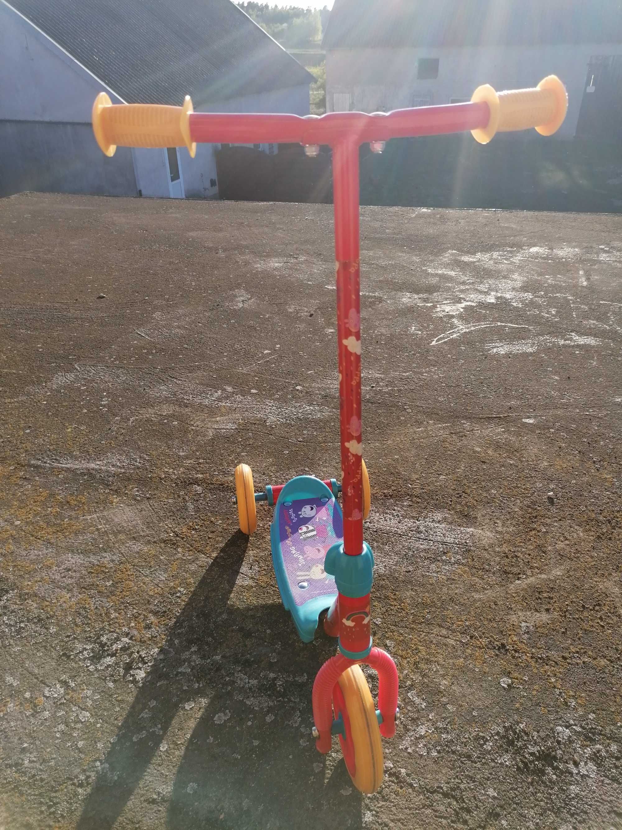 Sprzedam hulajnogę świnka peppa