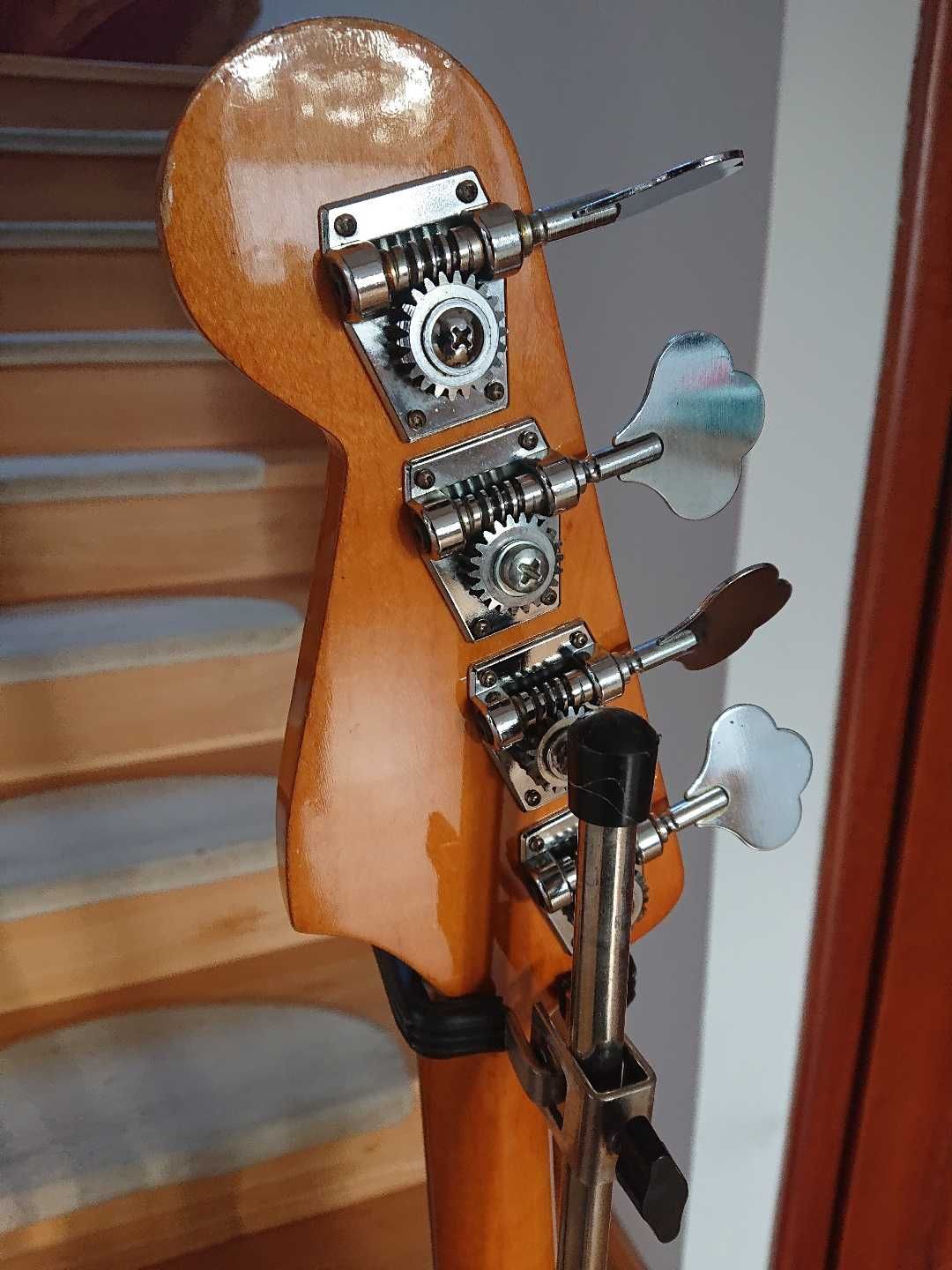 Gitara basowa Vester 1991rok z przystawkami Fender MiJ