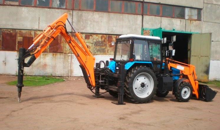 Экскаватор-погрузчик БАМ-2014