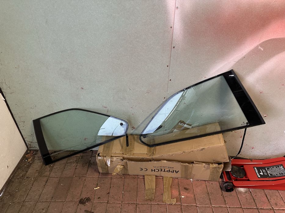 Bmw e36 coupe szyba boczna - oryginal