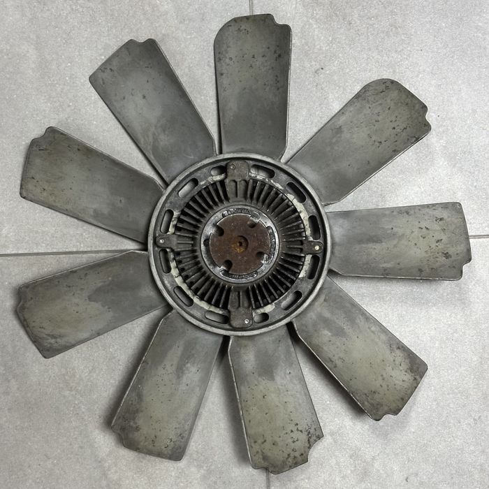 Крильчатка радіатора 1162051906 з віскомуфтою 1162001122 Mercedes w126