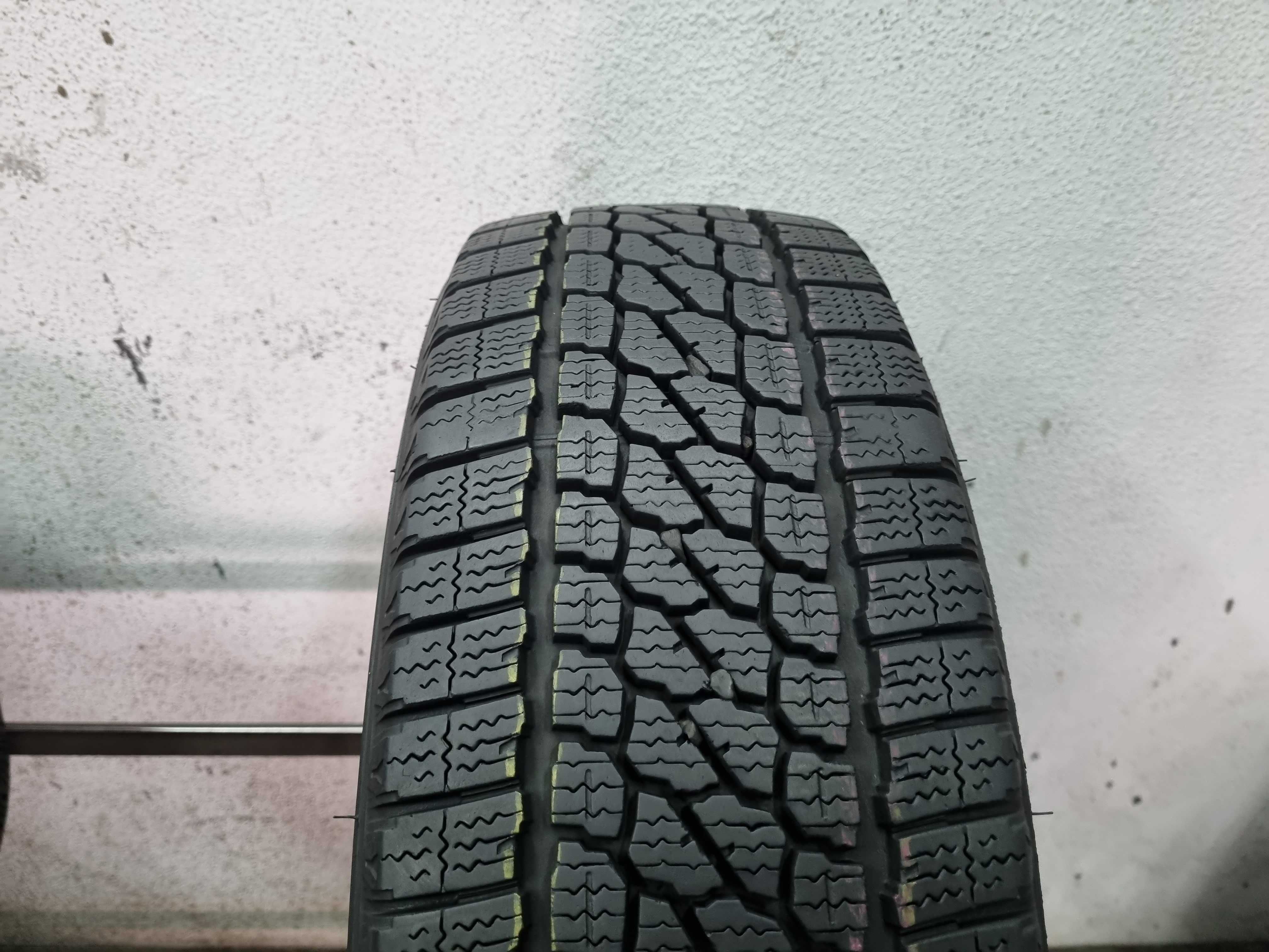 215/65/16C 106/104T Firestone Vanhawk 2 Winter D.3422