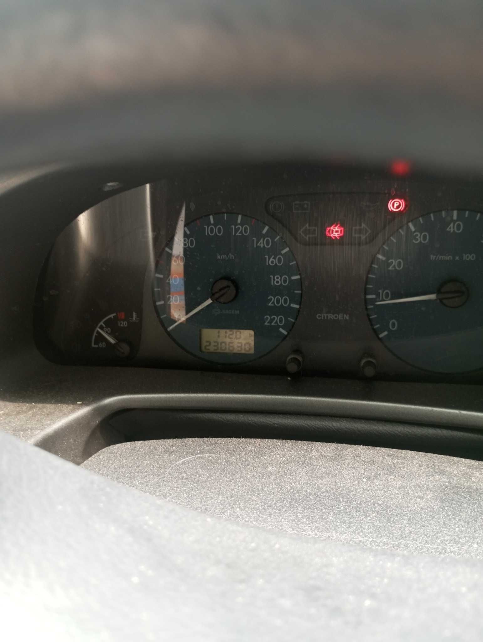 Sprzedam Citroen Xsara 2000r
