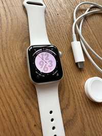 Apple Watch SE 2 40mm Starlight Срібний годинник оригінал мм