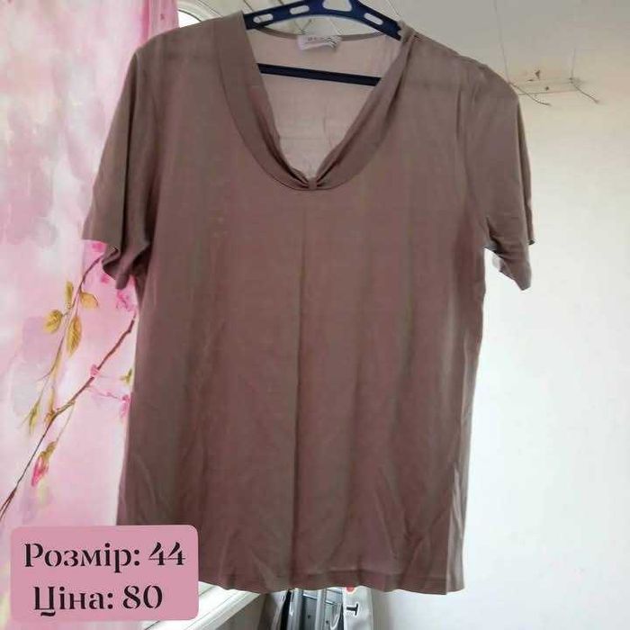 Продам кофтину сіру