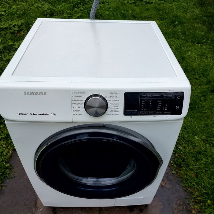 Пральна машина самсунг  2019р випуску.