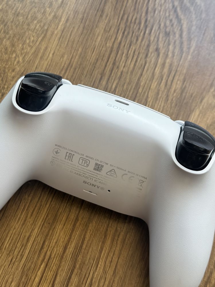 Pad Dualsense PS5 - Nowe Analogi (Hall Effect) - Po Renowacji