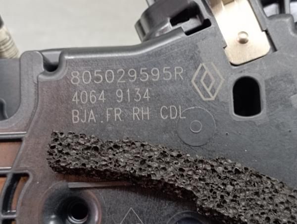 Fechadura / fecho porta frente direito RENAULT Clio V (BF_)