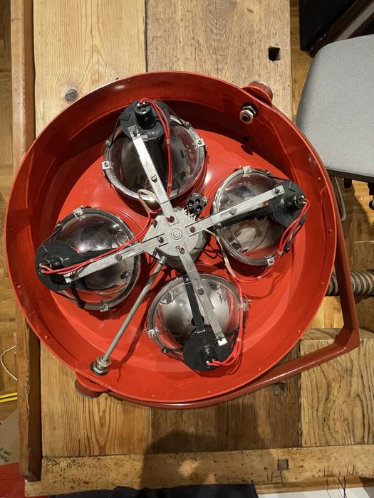 Dwie lampy hirurgiczne loft