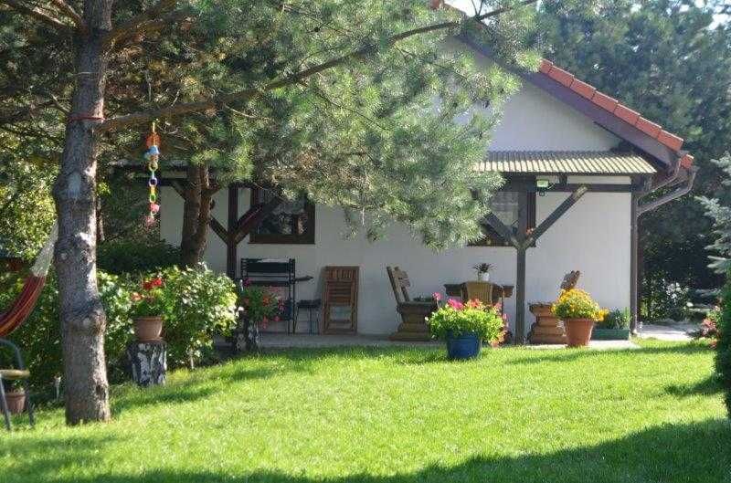 Noclegi Dom nad Stawem, pokoje 2-3 os., cały r