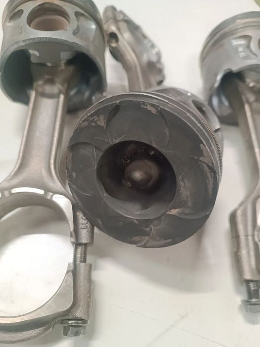 Piston c/ biela  - Opel Insignia 2.0 CDTI ( A20DTH )