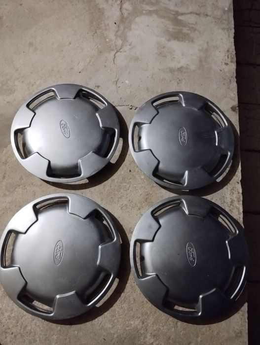 Tampões de 14"  para Ford Transit de 1996