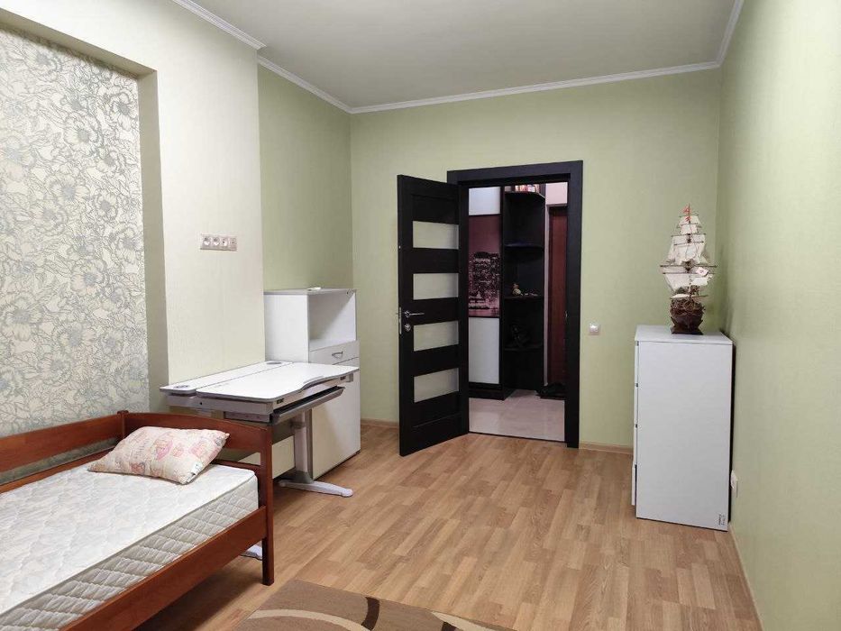 2-кімн. ЖК Яскравий ВСЕ нове ГЕНЕРАТОР вул.Кульженків,33