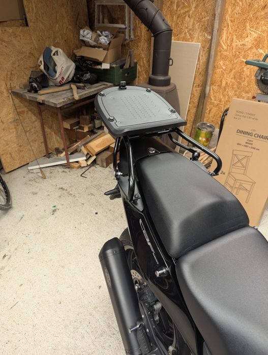 Sprzedam kufer awina 48 stelaż pod kufer honda cbf 1000