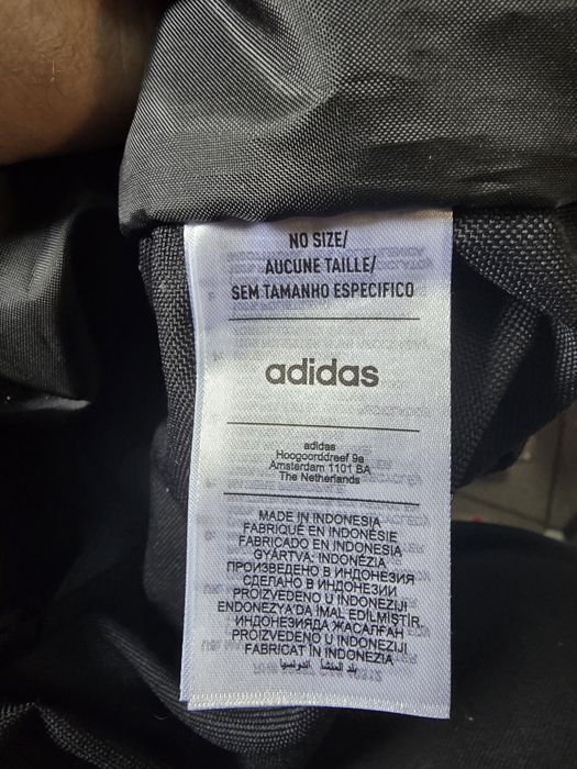 Спортивна сумка Adidas Tr Duffle M HT4747