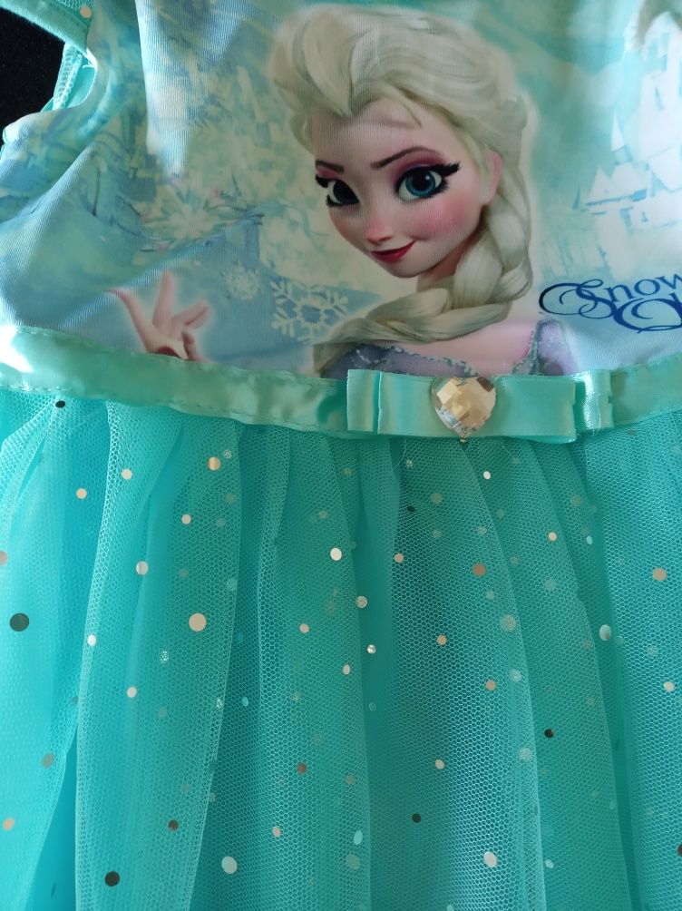 Vestido e Trança Frozen