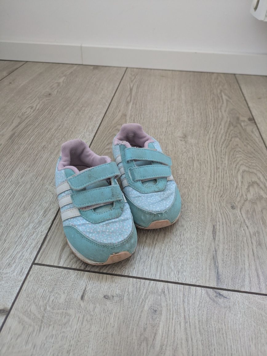 Trampki dziewczęce adidas na rzepy r.23