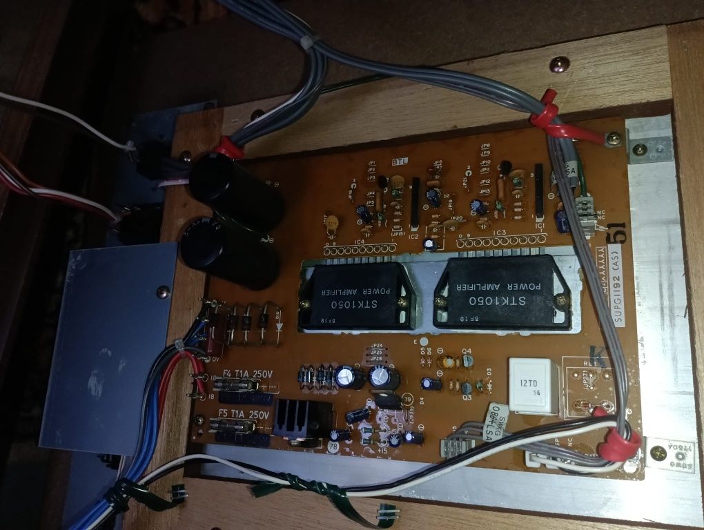Technics SY T70W kolumny aktywne