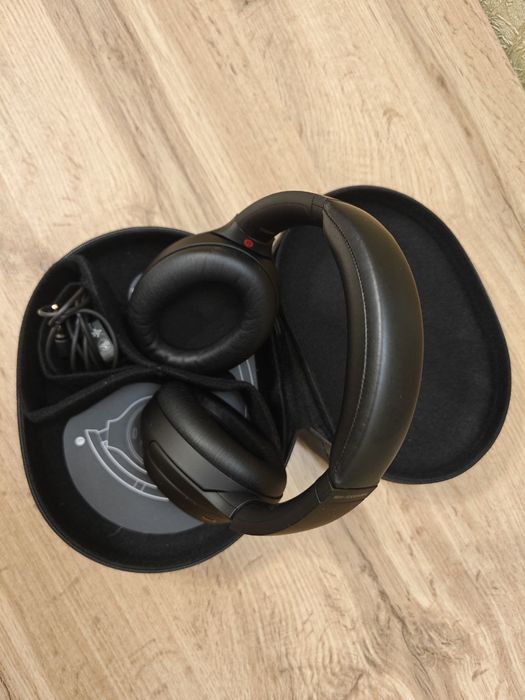 Sony wh-1000xm4 black в идеальном состоянии