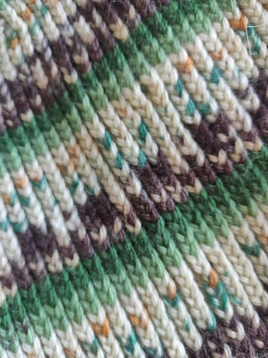 в'язана шапка з теплої вовни