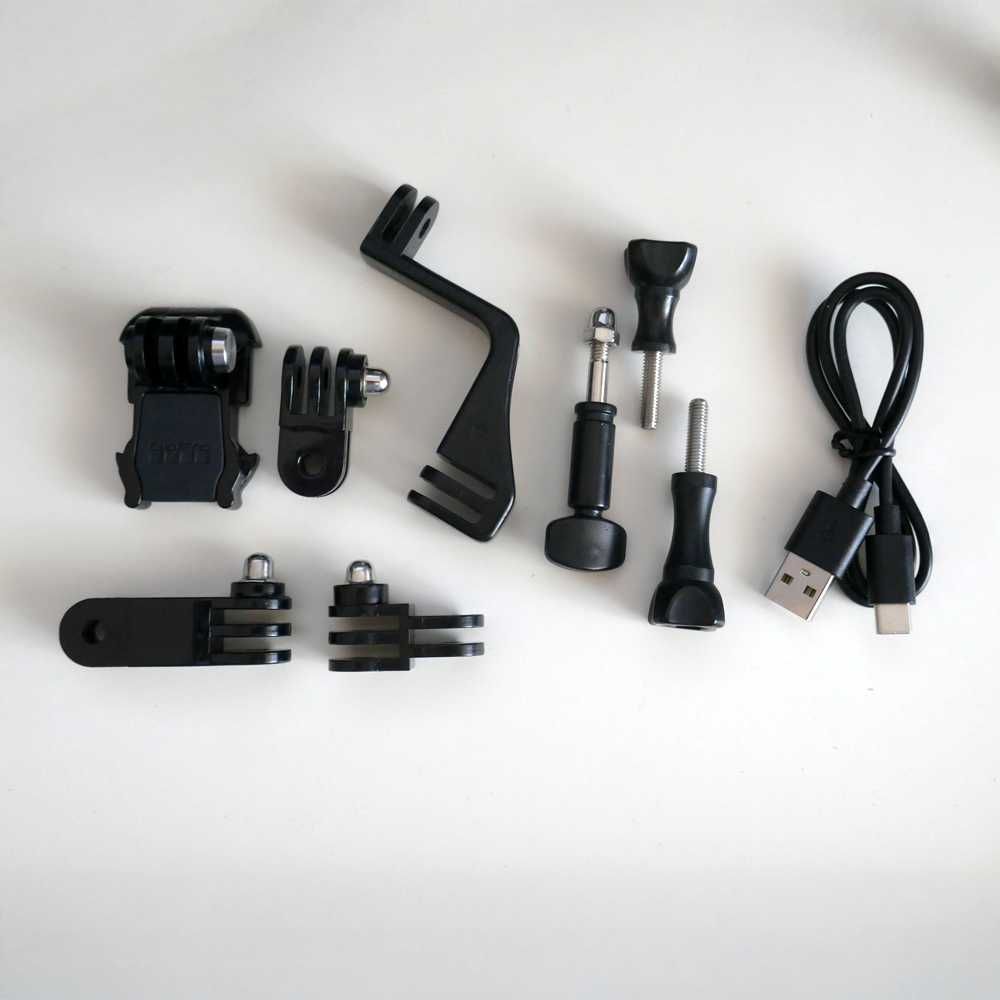 GoPro 11 Black com Extras (baterias + carregador + proteções)