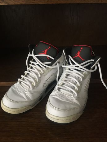 Продам оригинальные кроссовки Jordan
