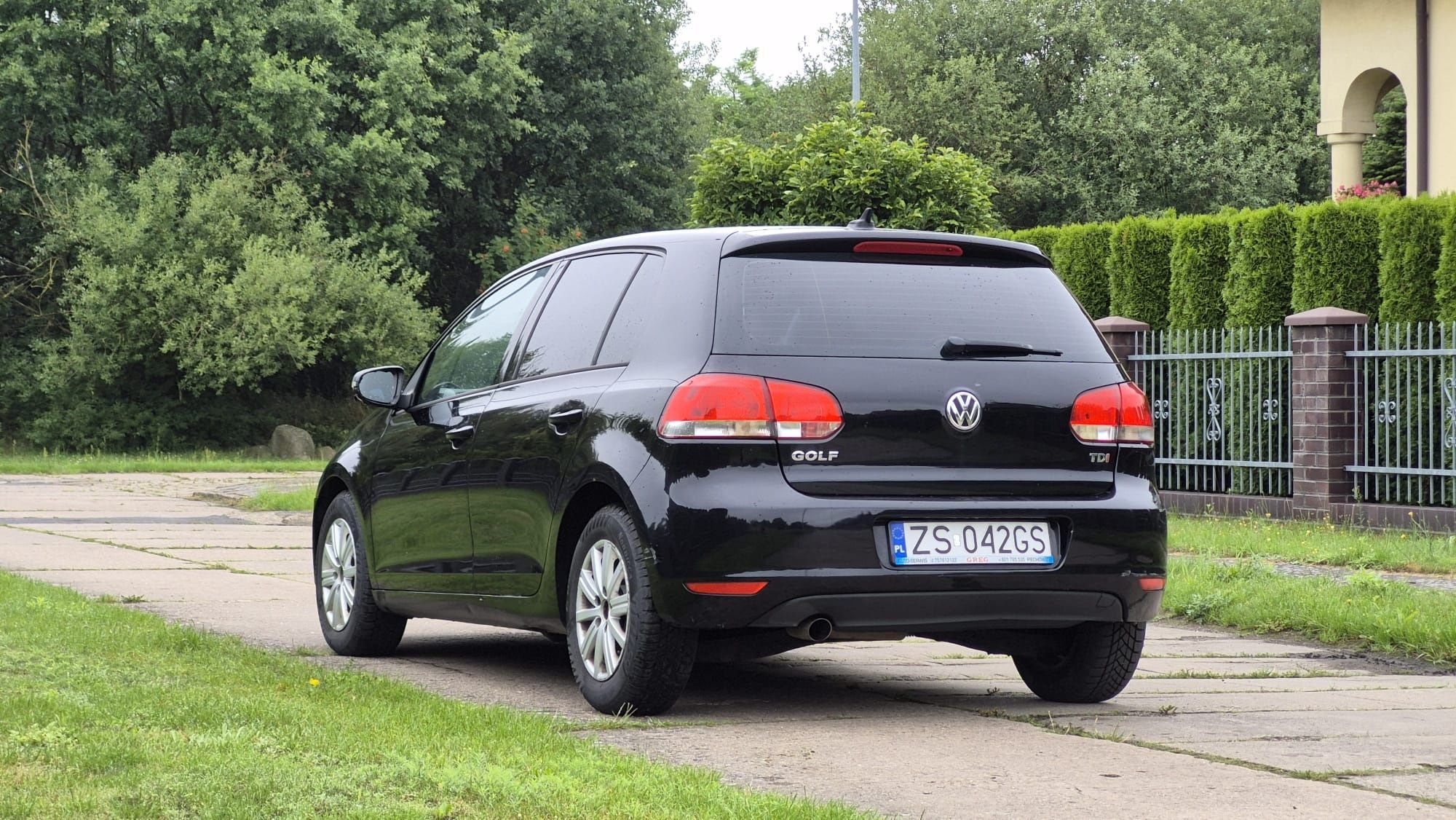 Volkswagen Golf 6 1.6 diesel 2012 rok 105km manual Bluetooth Nawigacja