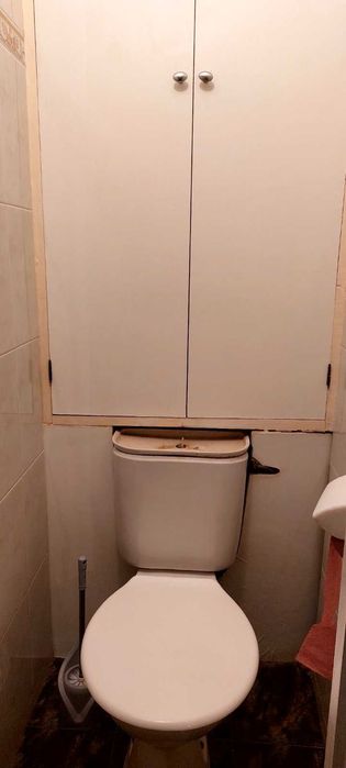 Здається 2х кімнатна в дружньому будинку на вул. Ахматовой