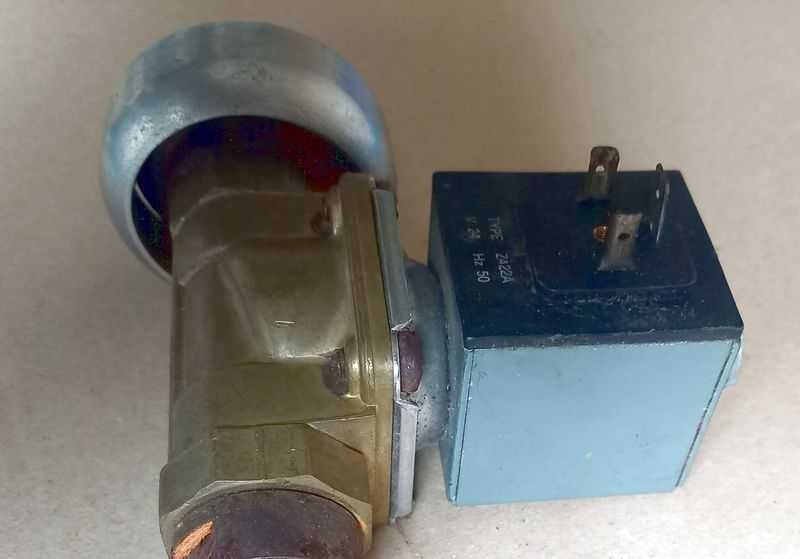 Cewka elektromagnesu SIRAI zawór elektromagnesu Z422A