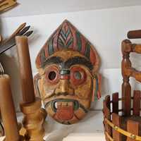 Ręcznie malowana, drewniana maska