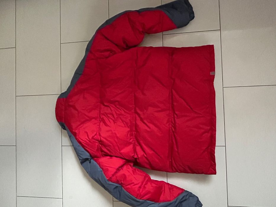 Продам чоловічу куртку пуховик  Helly Hanson.