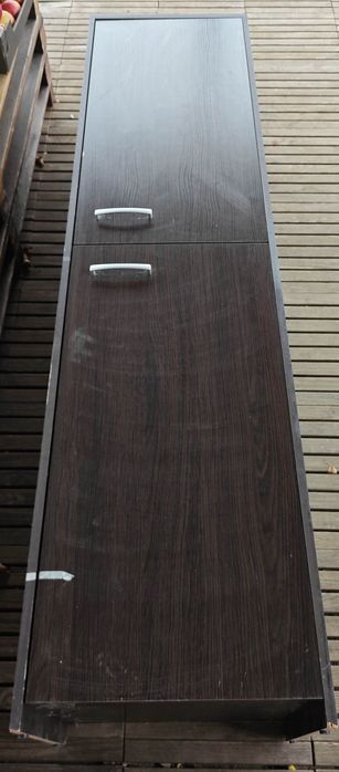 Regał zamykany Szafa dobry stan