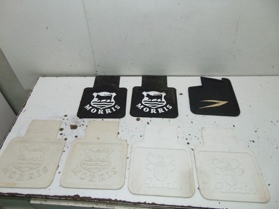 Austin e morris antigos palas de roda