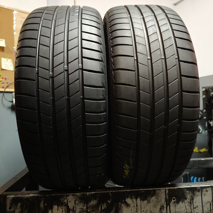 225/45/18 Sprzedam parę opon letnich Bridgestone