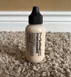 Mac Studio Radiance C0 Face and body 50 ml podkład fluid