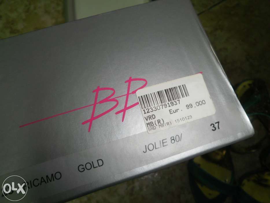 Sandálias verde água da BB