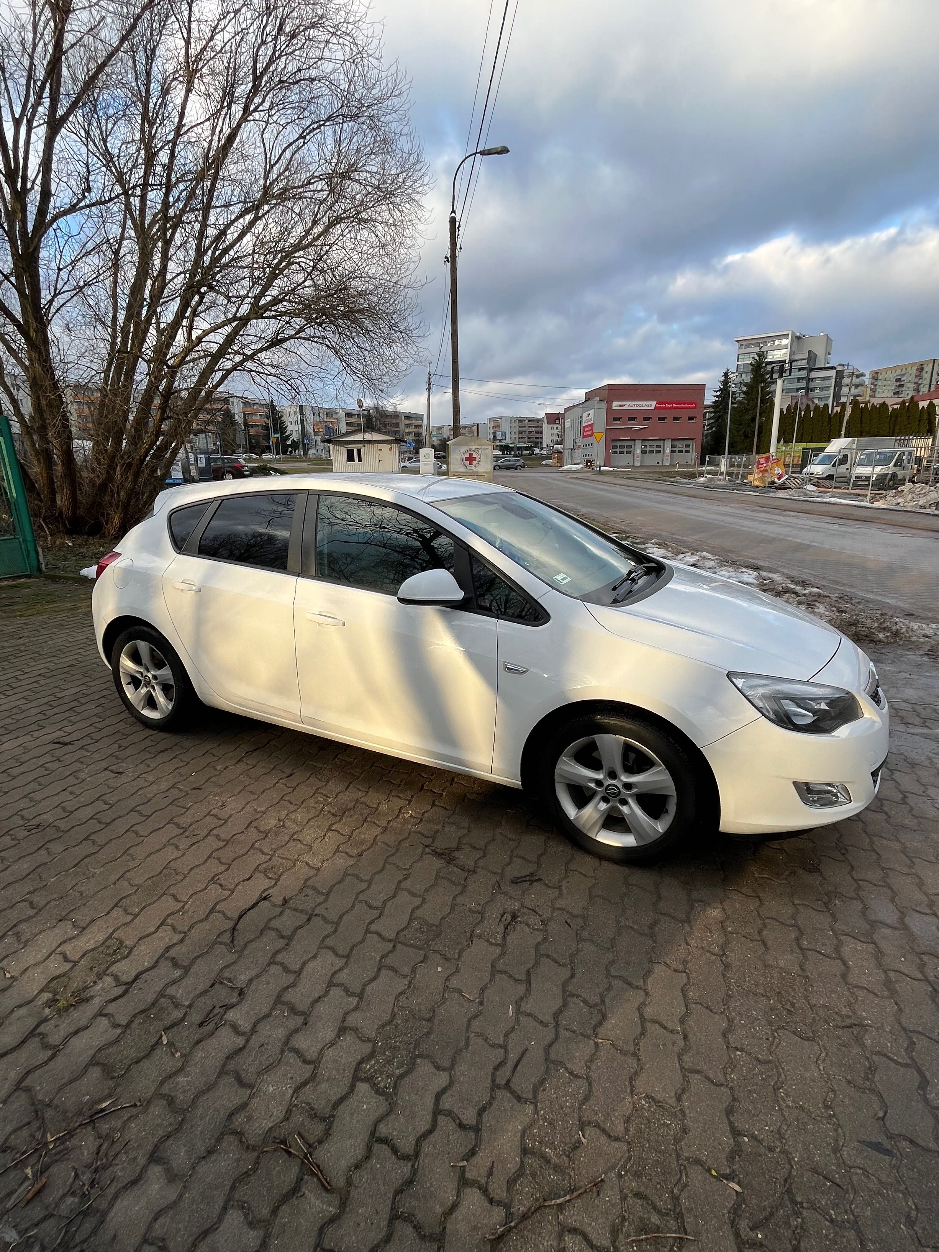 Opel Astra 1.7 cdti 2010