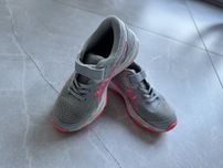 ASICS buciki w bardzo dobrym stanie, rozm. 30
