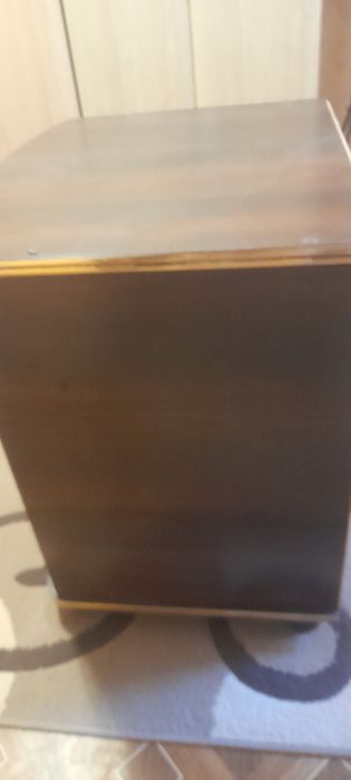 Продаю тумбу под Тв