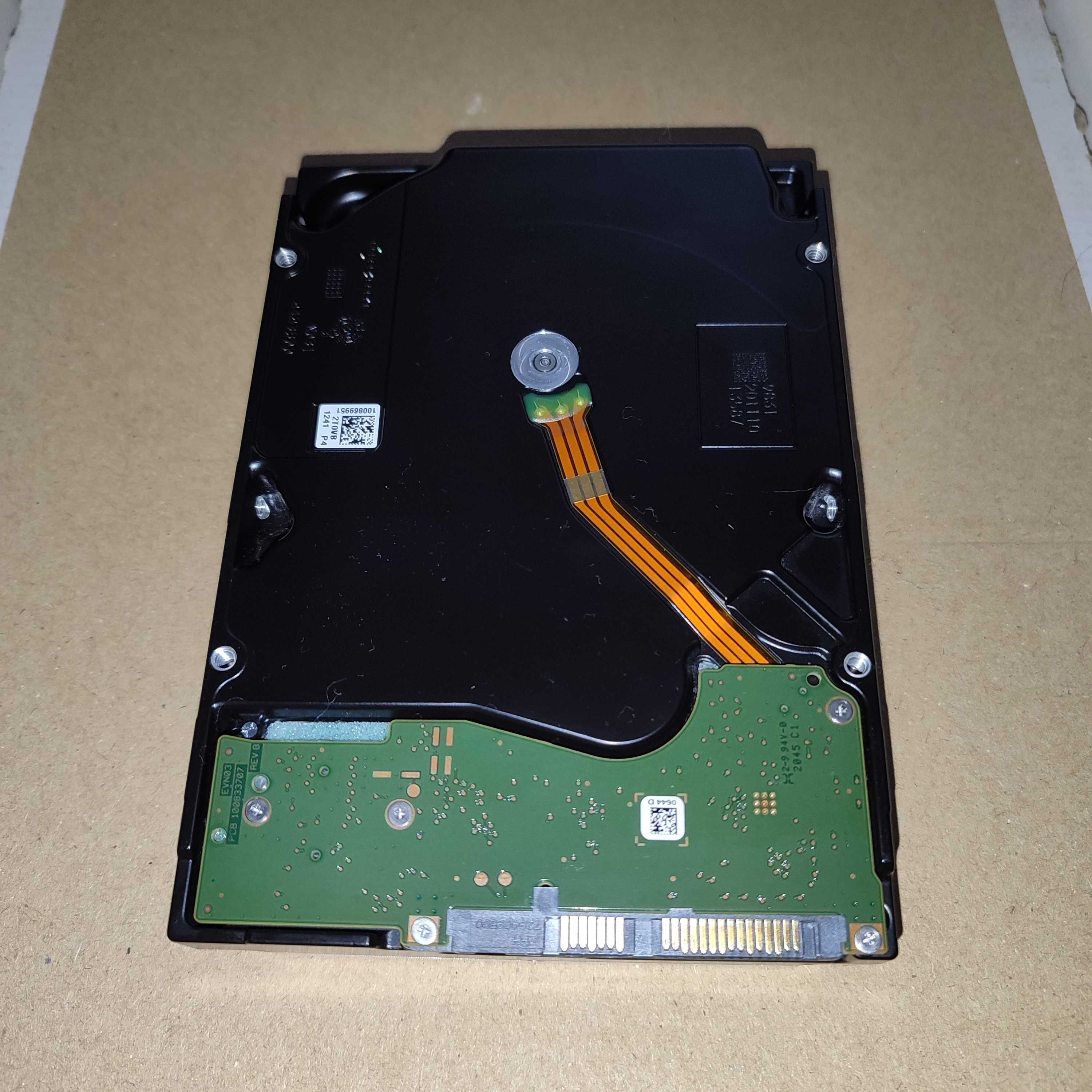 HDD IronWolf Pro 14TB 7200RPM com GARANTIA Discos NAS e GAMING Seagate