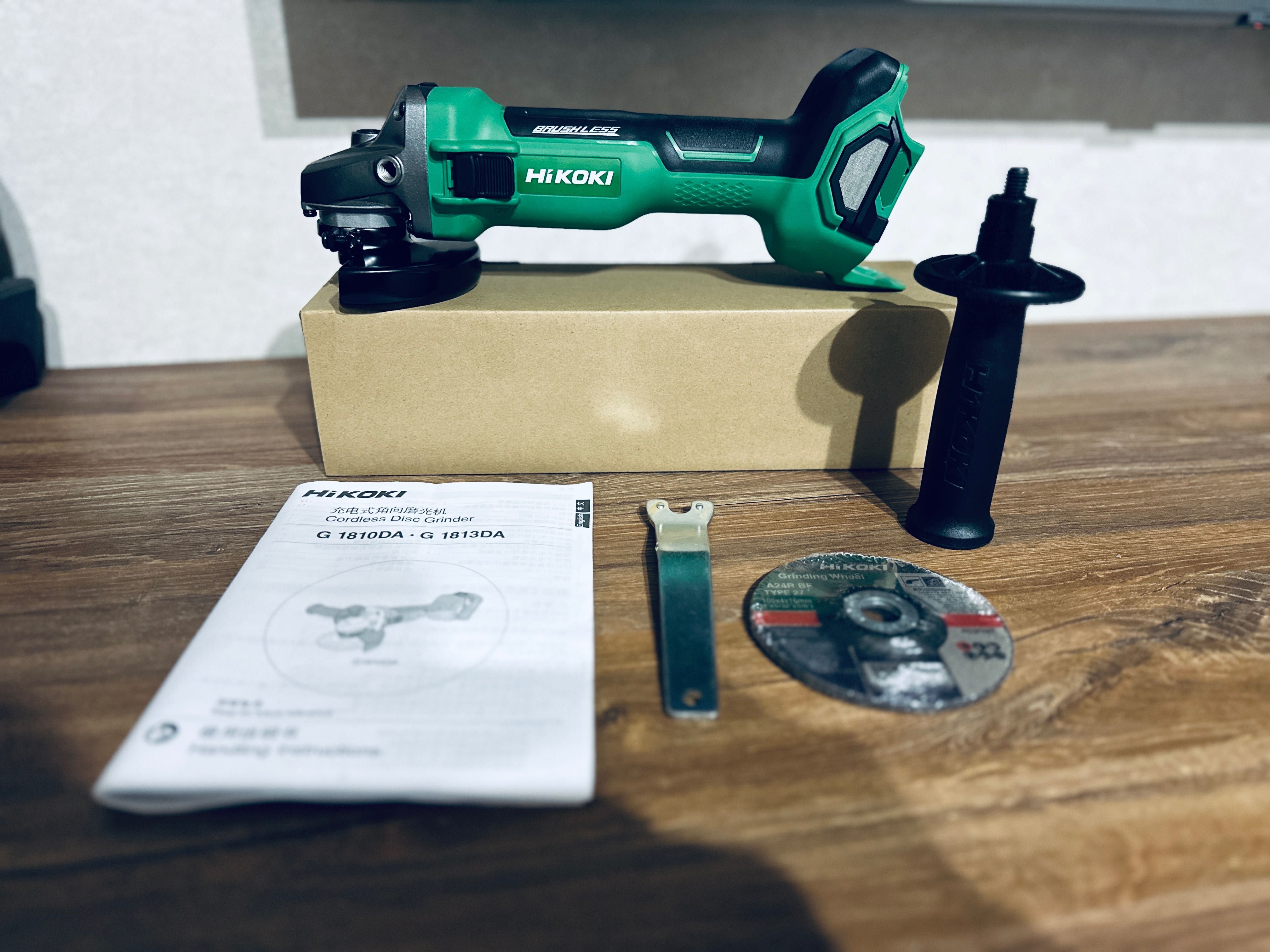 Акумуляторна болгарка Hikoki G 1810DA
