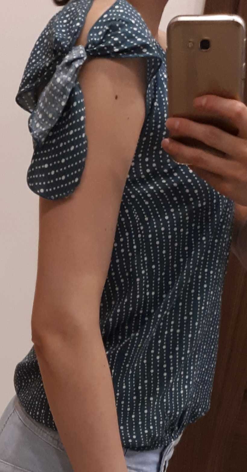 Bluzka Pull&Bear zielona 36/S na jedno ramię lato impreza kropeczki