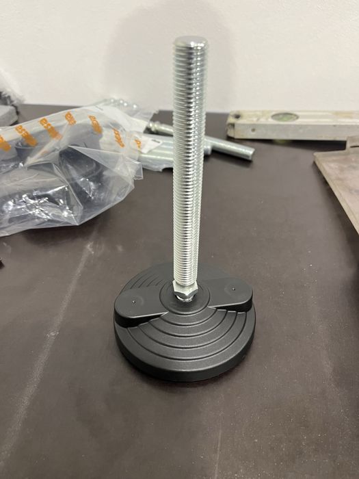 Stopka regulowana stopka wahliwa elesa gantner