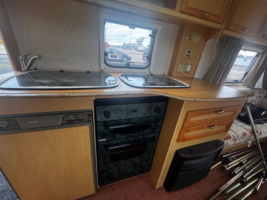 Caravana Bailey Mosselle 5 camas impecável