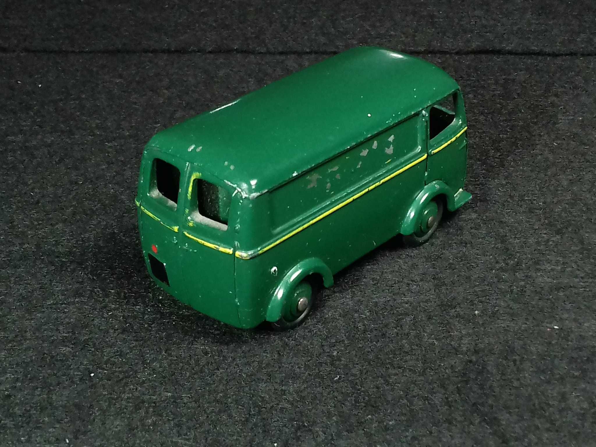 Dinky Toys #25B - Peugeot D.3.A. - 1950/60s by Meccano Ltd