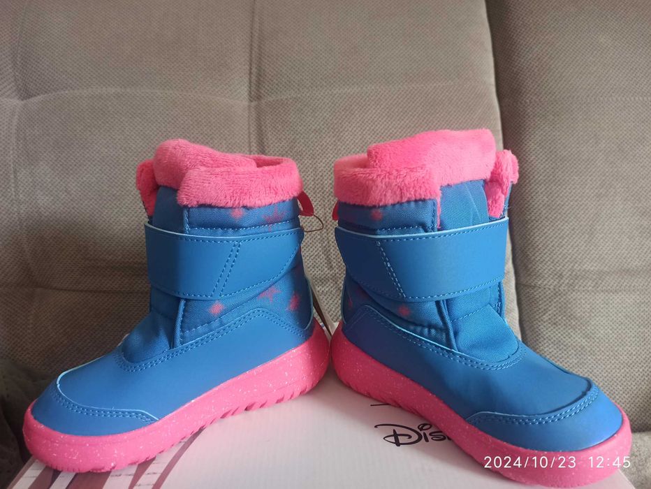 Buty na zimę Adidas Kraina lodu 25,5 Nowe