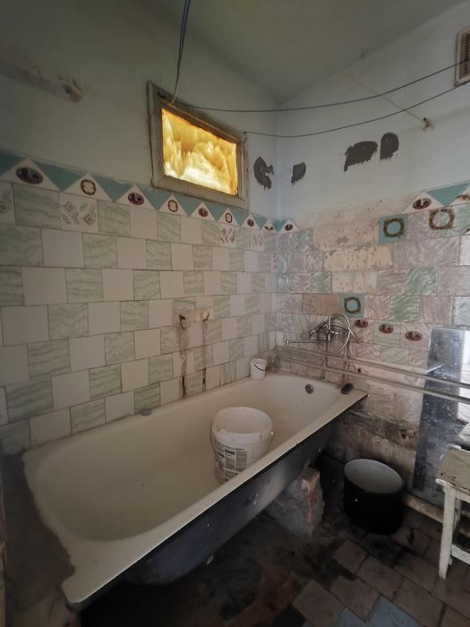 = Продаж трикімнатної квартири в Квасилові